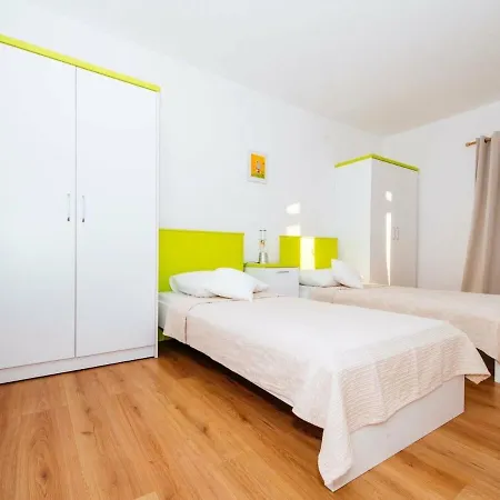 Villa Ana Dreams - By Ta Leut Agency *